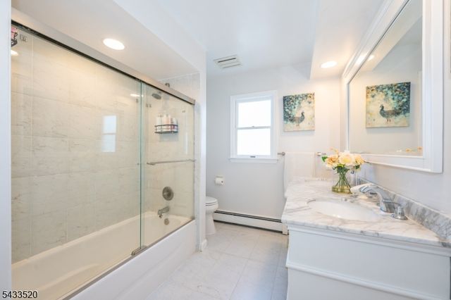 690 Garden St, Maywood Boro, NJ 07607