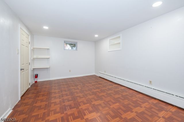 690 Garden St, Maywood Boro, NJ 07607