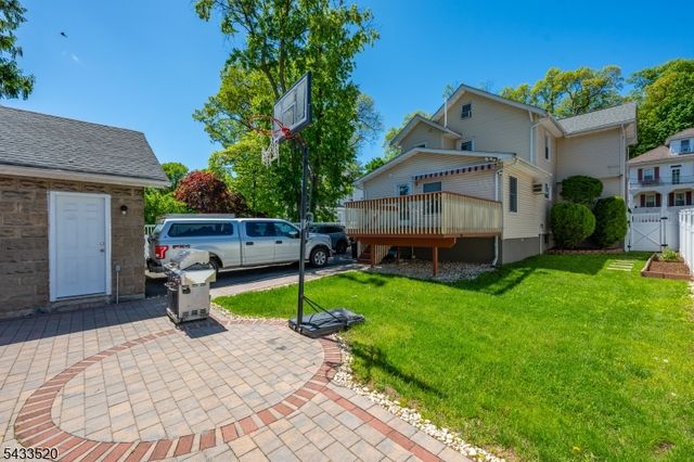 690 Garden St, Maywood Boro, NJ 07607