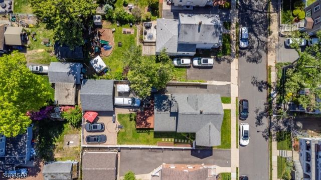 690 Garden St, Maywood Boro, NJ 07607