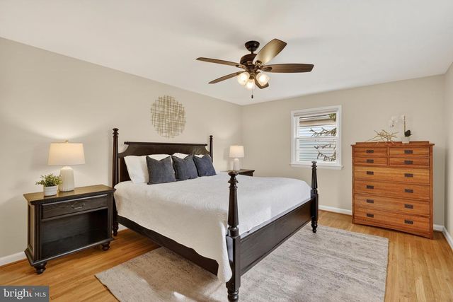 6312 ROCKHURST RD, Bethesda, MD 20817