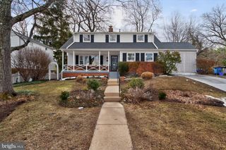 6312 ROCKHURST RD, Bethesda, MD 20817