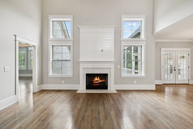 5846 Wagonvale Dr, Arrington, TN 37014