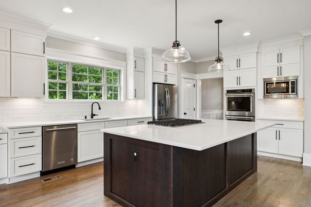 5846 Wagonvale Dr, Arrington, TN 37014