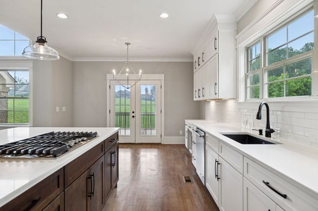 5846 Wagonvale Dr, Arrington, TN 37014