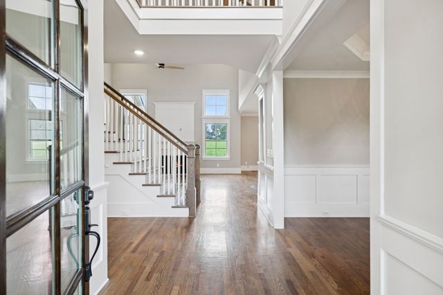 5846 Wagonvale Dr, Arrington, TN 37014