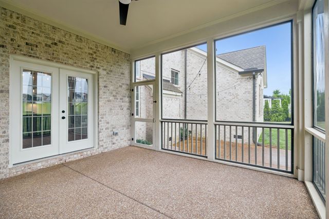 5846 Wagonvale Dr, Arrington, TN 37014