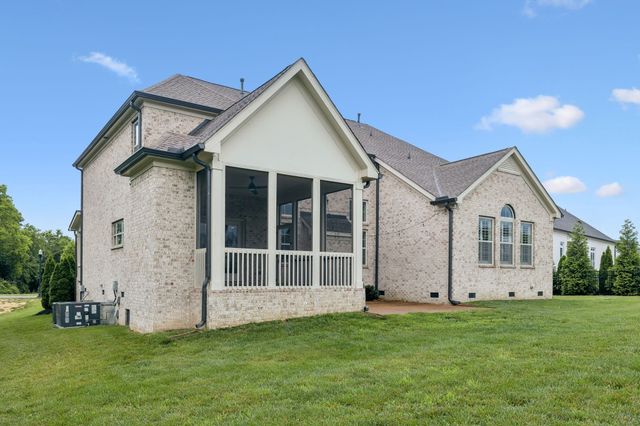 5846 Wagonvale Dr, Arrington, TN 37014