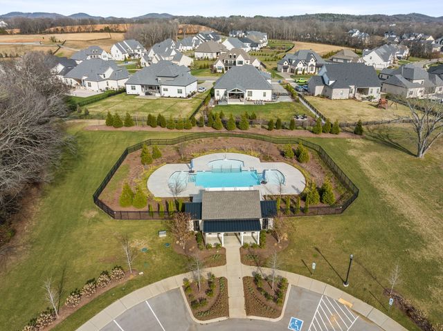 5846 Wagonvale Dr, Arrington, TN 37014