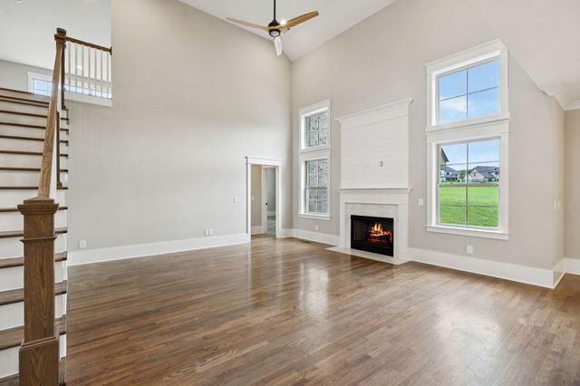 5846 Wagonvale Dr, Arrington, TN 37014