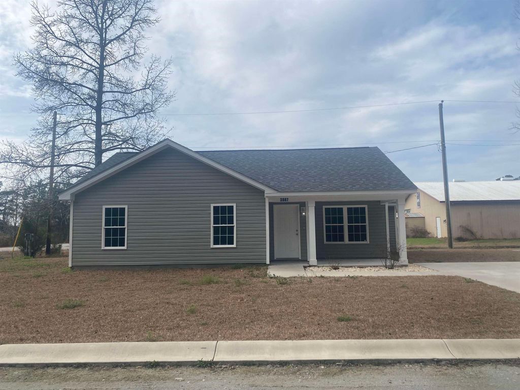 3887 Golden Key Rd., Conway, SC 29526