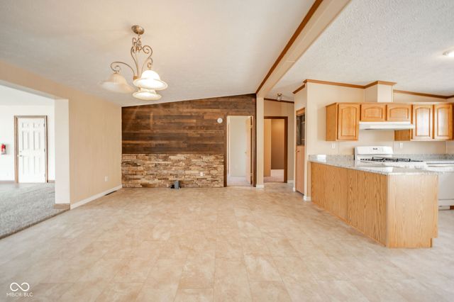 910 Vance Court, Kingman, IN 47952