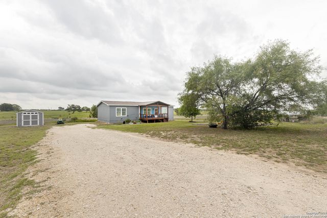 13650 adkins saint hedwig, St Hedwig, TX 78152