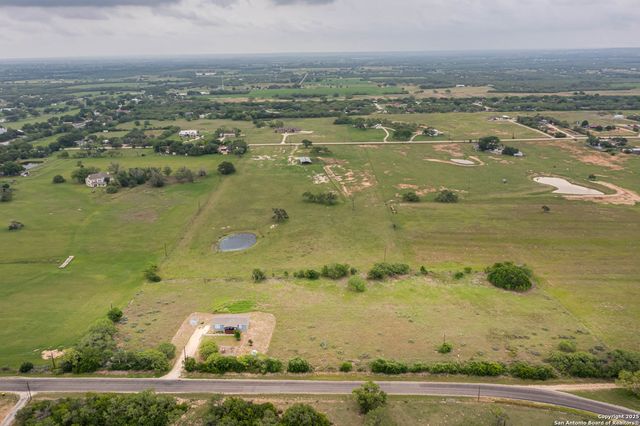 13650 adkins saint hedwig, St Hedwig, TX 78152