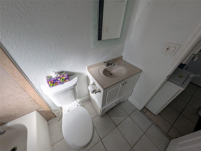 2564 SE 15TH AVENUE E, Ocala, FL 34471