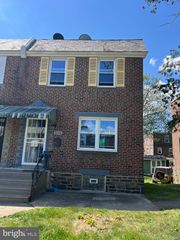 1104 FANSHAWE ST, Philadelphia, PA 19111