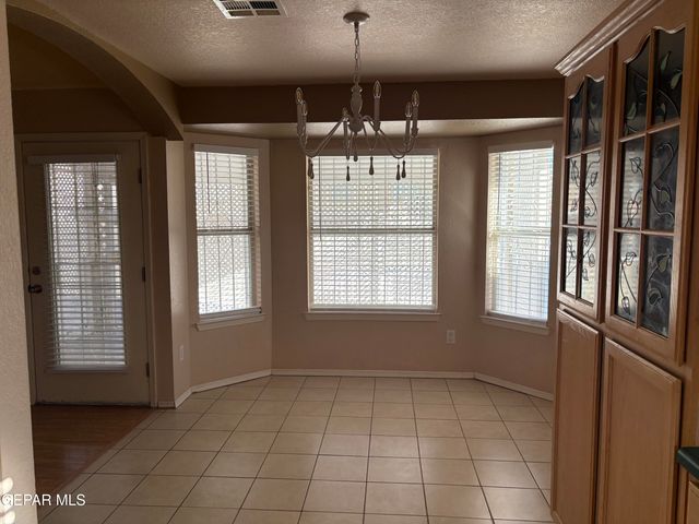 13981 VENY WEBB Street, Horizon City, TX 79928