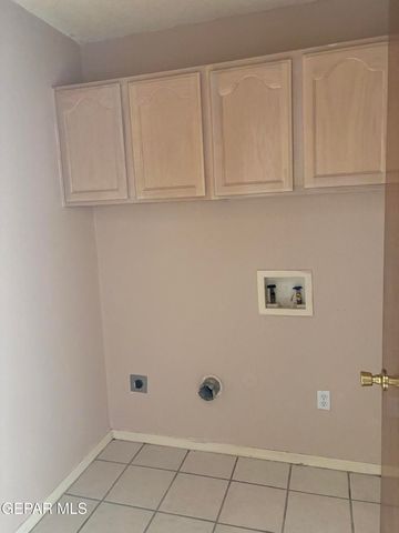 13981 VENY WEBB Street, Horizon City, TX 79928