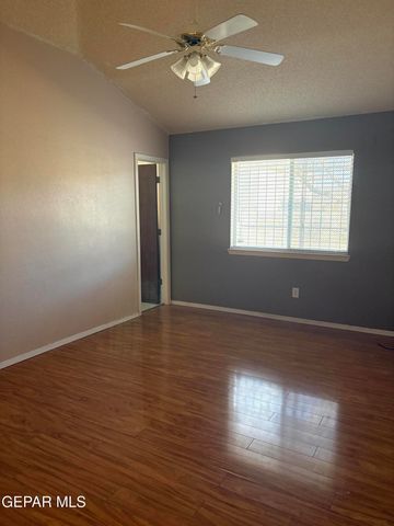 13981 VENY WEBB Street, Horizon City, TX 79928