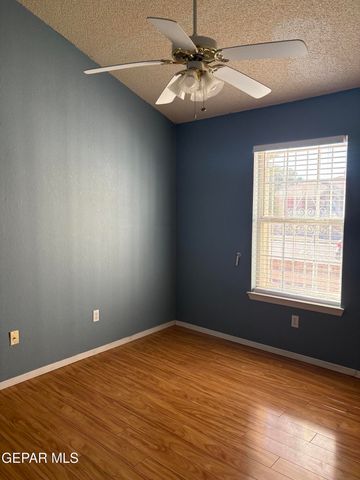 13981 VENY WEBB Street, Horizon City, TX 79928