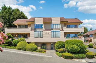 910 S 248th Street #4, Des Moines, WA 98198