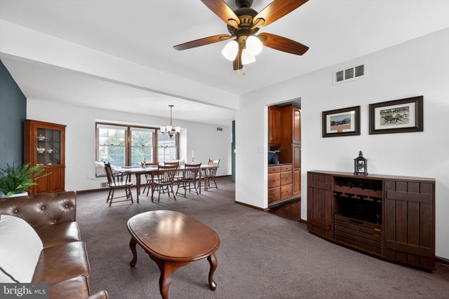 8 VALERIE LANE, Lawrenceville, NJ 08648