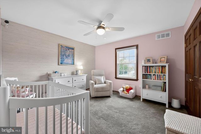 8 VALERIE LANE, Lawrenceville, NJ 08648