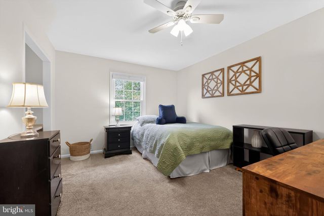 8 VALERIE LANE, Lawrenceville, NJ 08648