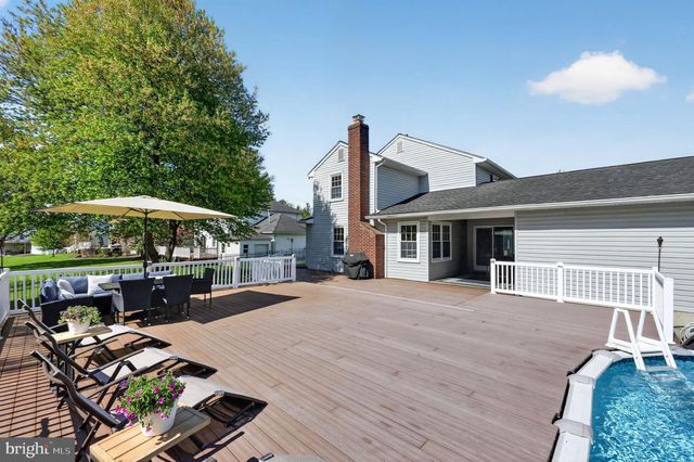 8 VALERIE LANE, Lawrenceville, NJ 08648