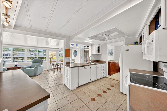 957 TODD WAY, Tavares, FL 32778