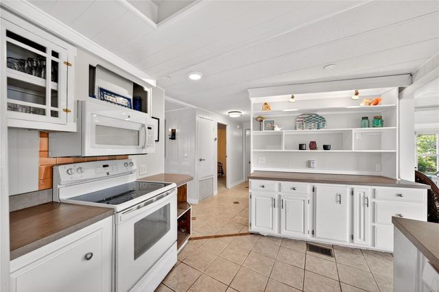 957 TODD WAY, Tavares, FL 32778