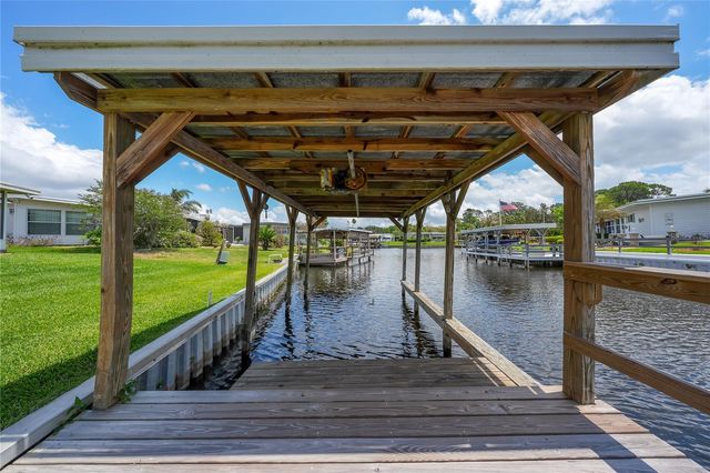 957 TODD WAY, Tavares, FL 32778