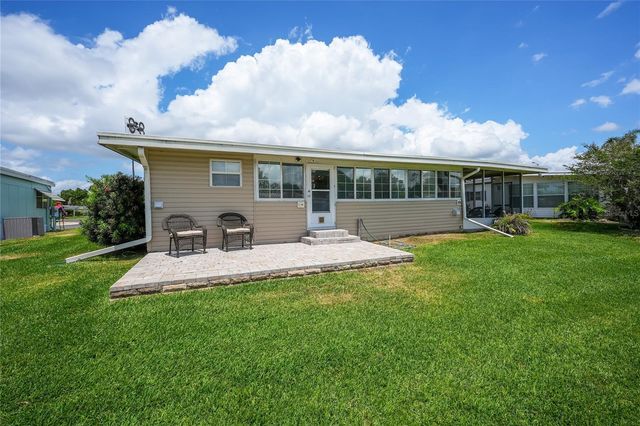 957 TODD WAY, Tavares, FL 32778