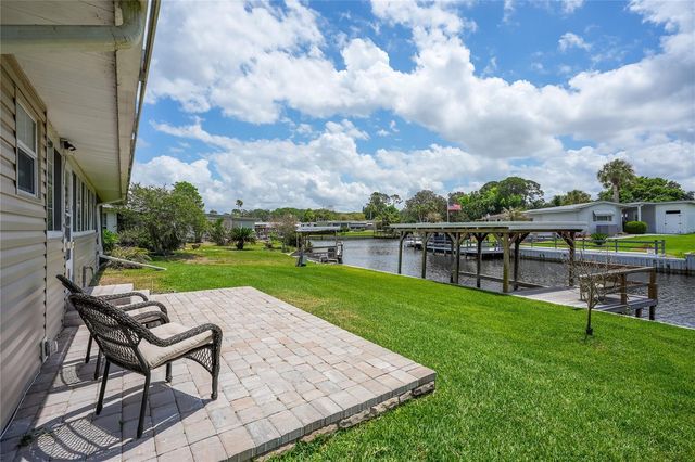 957 TODD WAY, Tavares, FL 32778