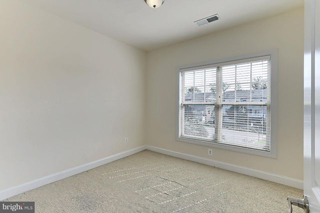 22219 FALLING TER, Ashburn, VA 20148