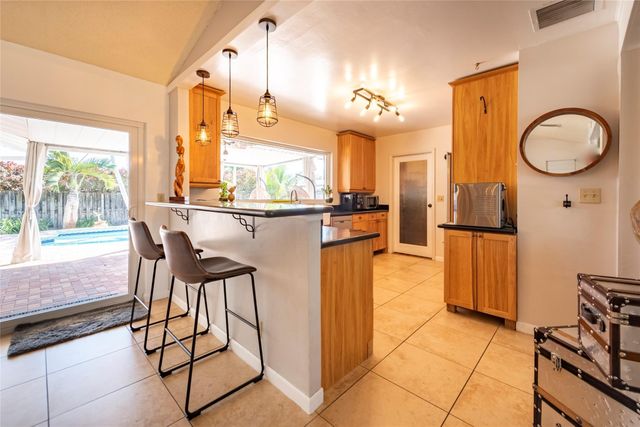 741 NW 97th Terrace, Pembroke Pines, FL 33024