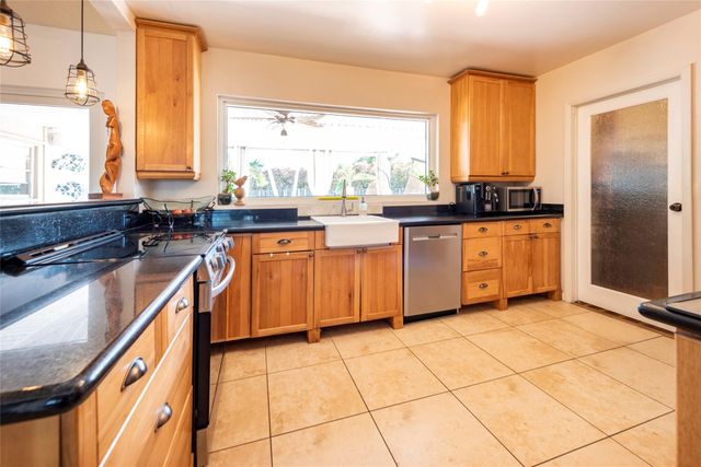 741 NW 97th Terrace, Pembroke Pines, FL 33024