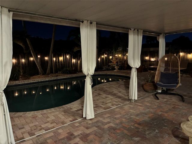 741 NW 97th Terrace, Pembroke Pines, FL 33024