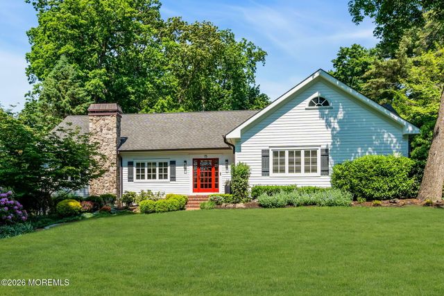 15 Circle Drive, Rumson, NJ 07760