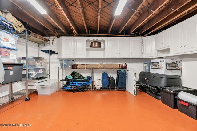 15 Circle Drive, Rumson, NJ 07760