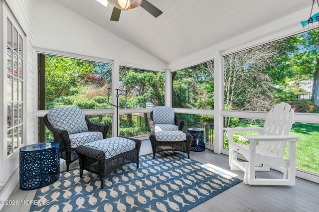 15 Circle Drive, Rumson, NJ 07760