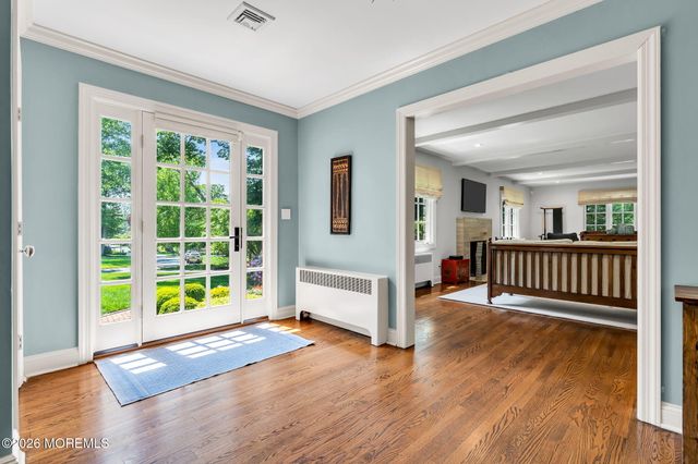 15 Circle Drive, Rumson, NJ 07760