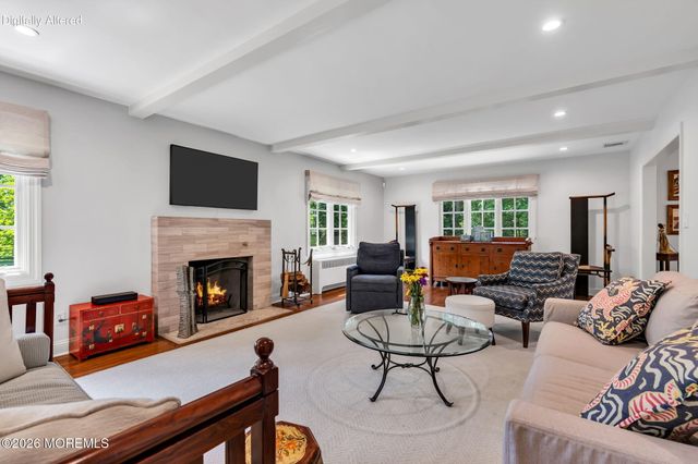 15 Circle Drive, Rumson, NJ 07760