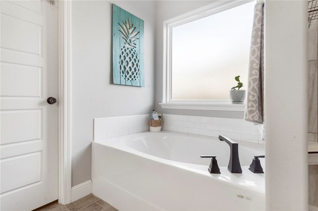 102 Manfield Avenue, Pea Ridge, AR 72751