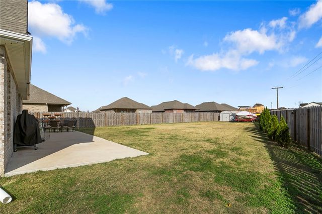 102 Manfield Avenue, Pea Ridge, AR 72751