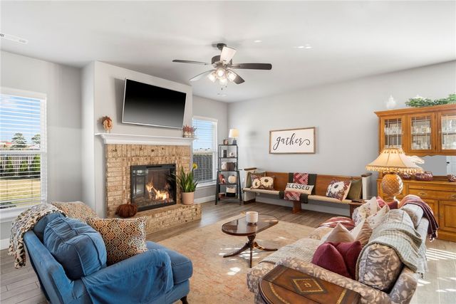 102 Manfield Avenue, Pea Ridge, AR 72751