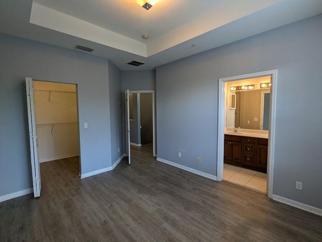 999 Pipers Cay Drive, West Palm Beach, FL 33415