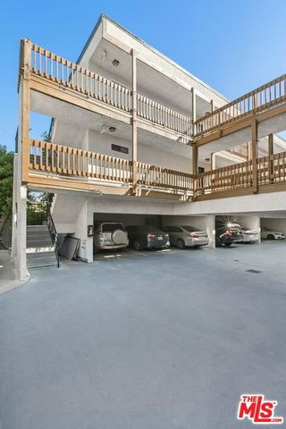 629 E Elk Avenue, Glendale, CA 91205