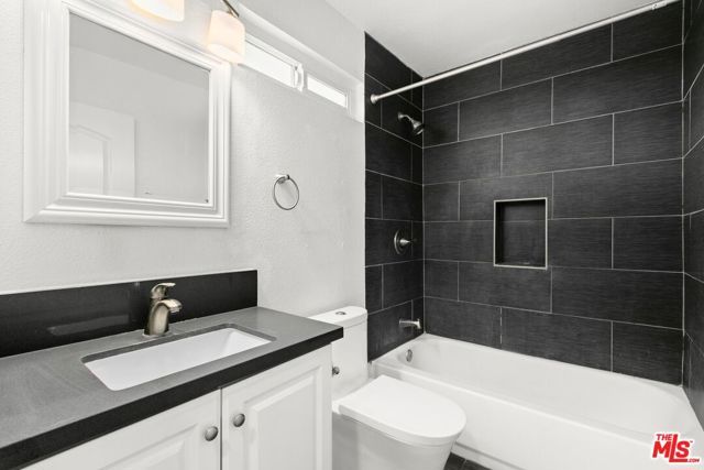 629 E Elk Avenue, Glendale, CA 91205