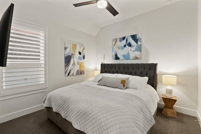 207 LODESTONE LN, Austin, TX 78738